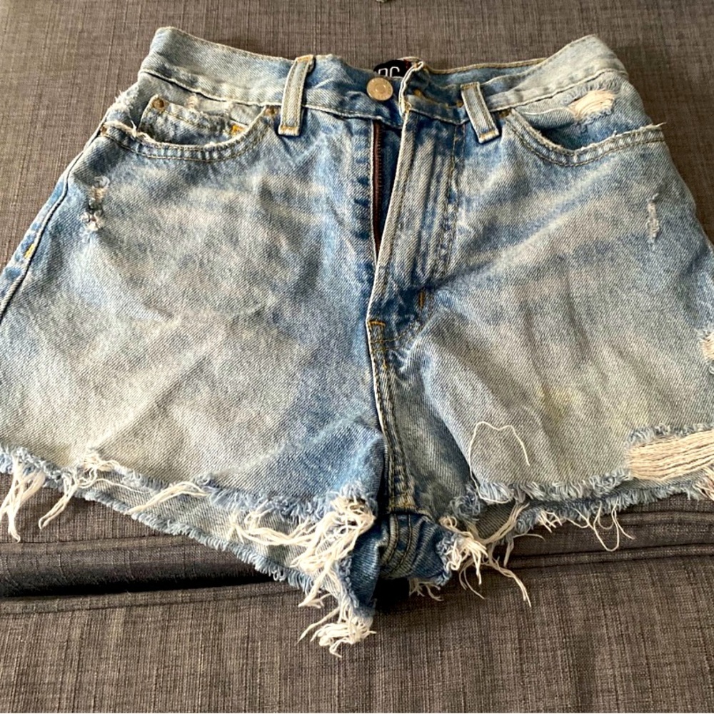 BDG Urban Outfitters distressed denim shorts - size 24 women